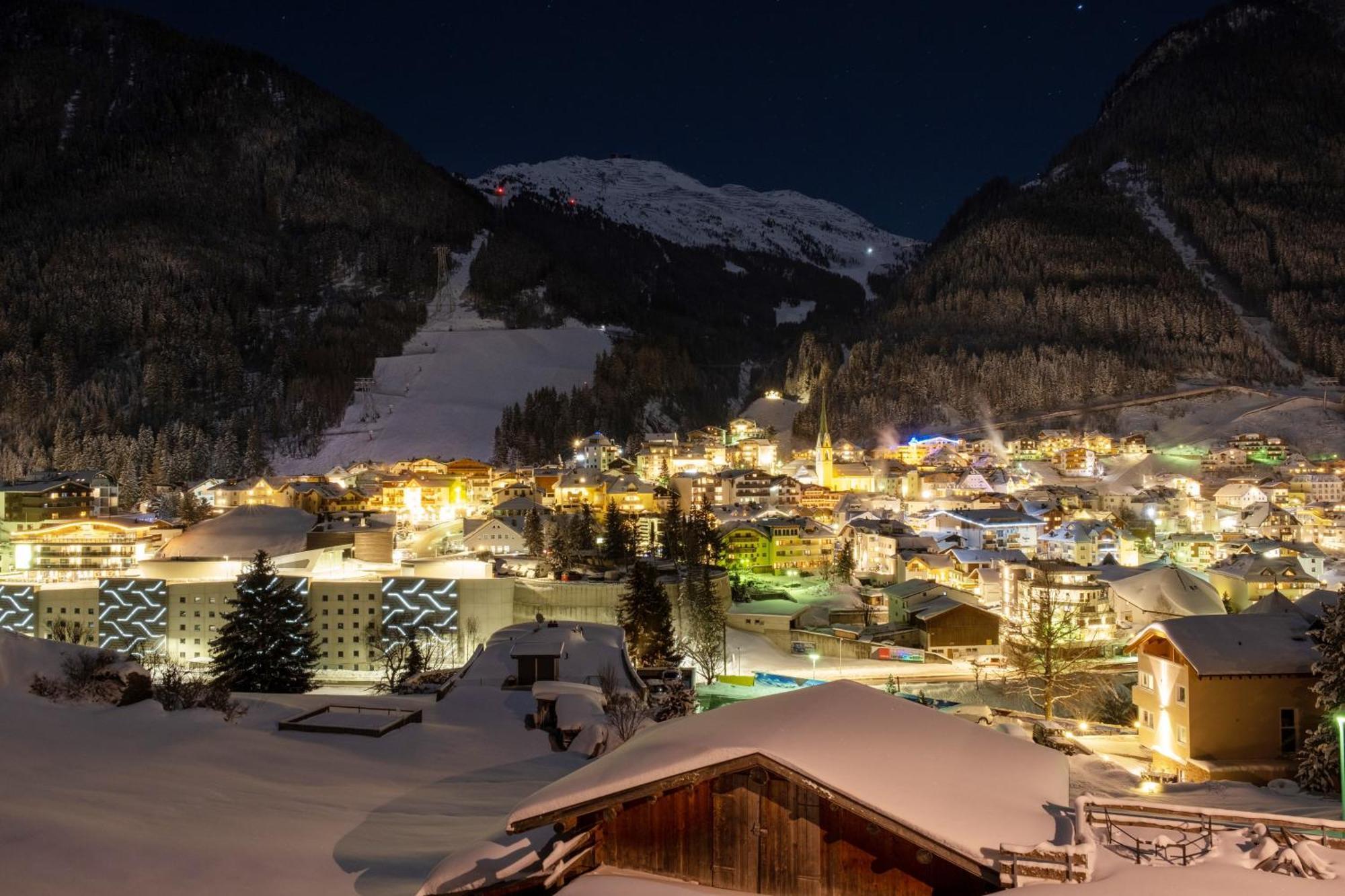 Ferienwohnung Pezinerblick Ischgl Exterior foto